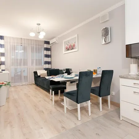 Apartament Kasprowicza 20 A Z Garazen Kolobrzeg Exterior photo